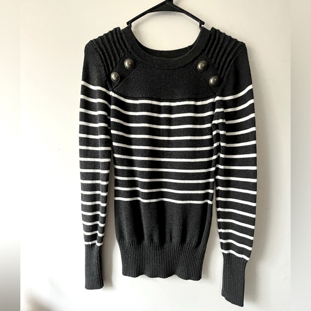 Women’s Patty Boutik Sweater, Small